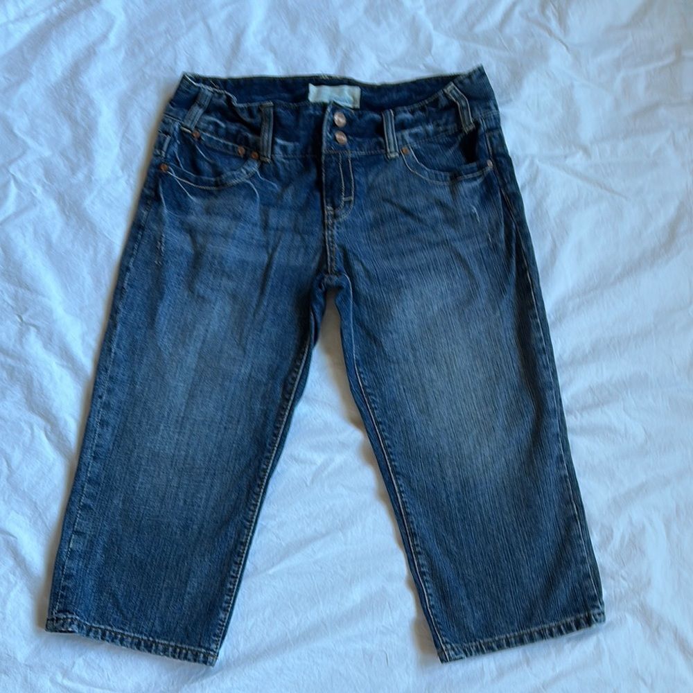 Medium Blue Relaxed Fit Cropped Jeans